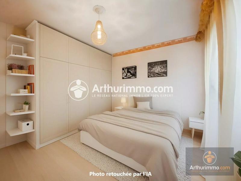 Appartement - 96 m² - 5 pièces