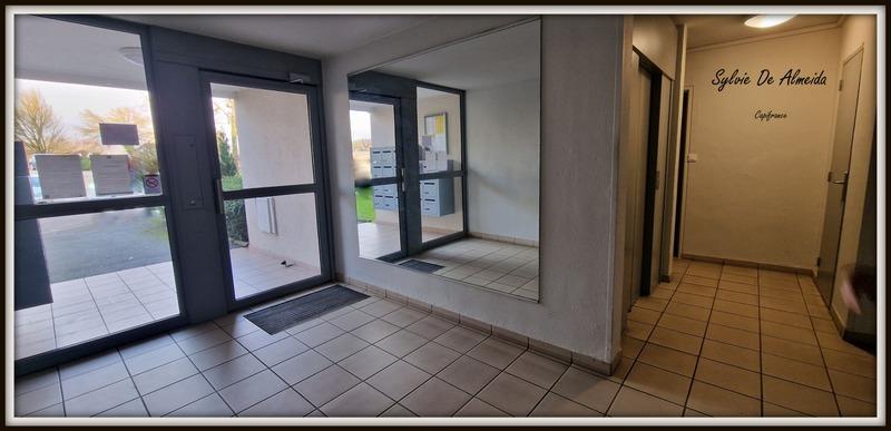 Appartement - 75 m² - 3 pièces