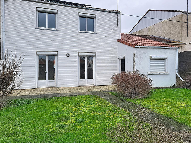 Maison - 111 m² - 5 pièces