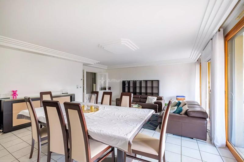 Appartement - 135 m² - 6 pièces