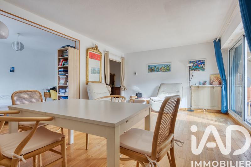 Appartement - 99 m² - 4 pièces
