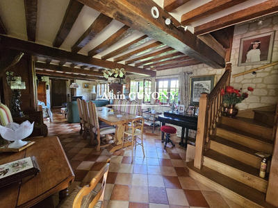 Maison ancienne - 192 m² - 8 pièces
