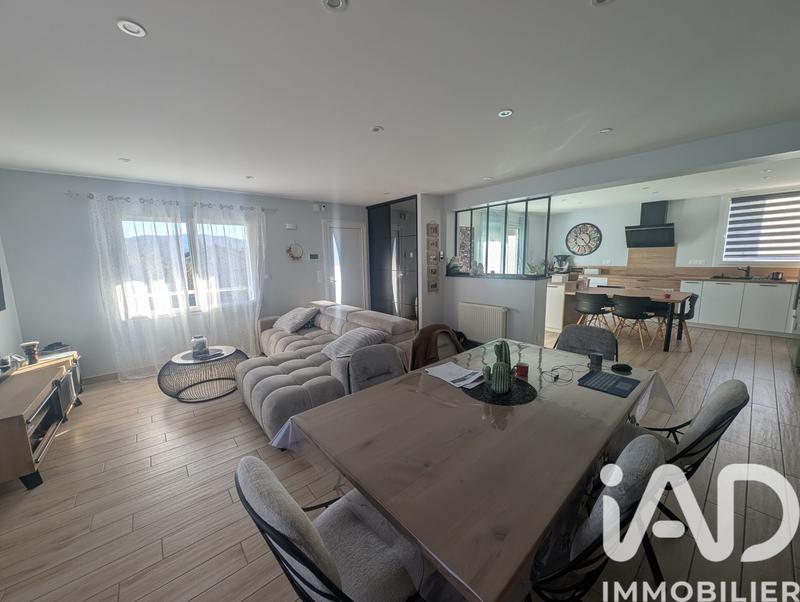 Maison - 165 m² - 10 pièces