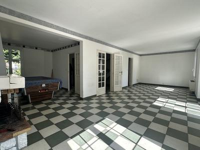 Maison - 149 m² - 7 pièces