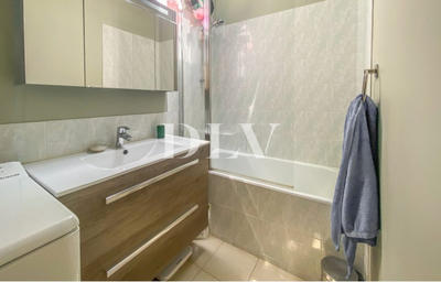 Appartement - 85 m² - 3 pièces