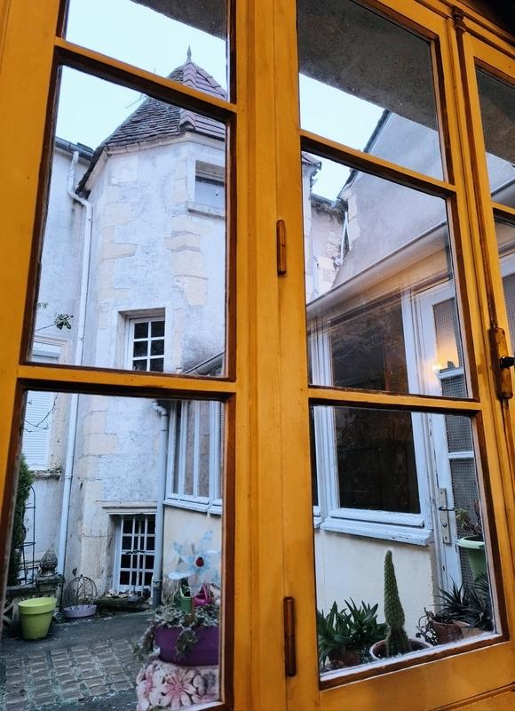 Maison - 229 m² - 8 pièces