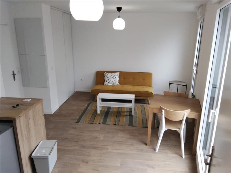 Studio - 25 m² - 1 pièce
