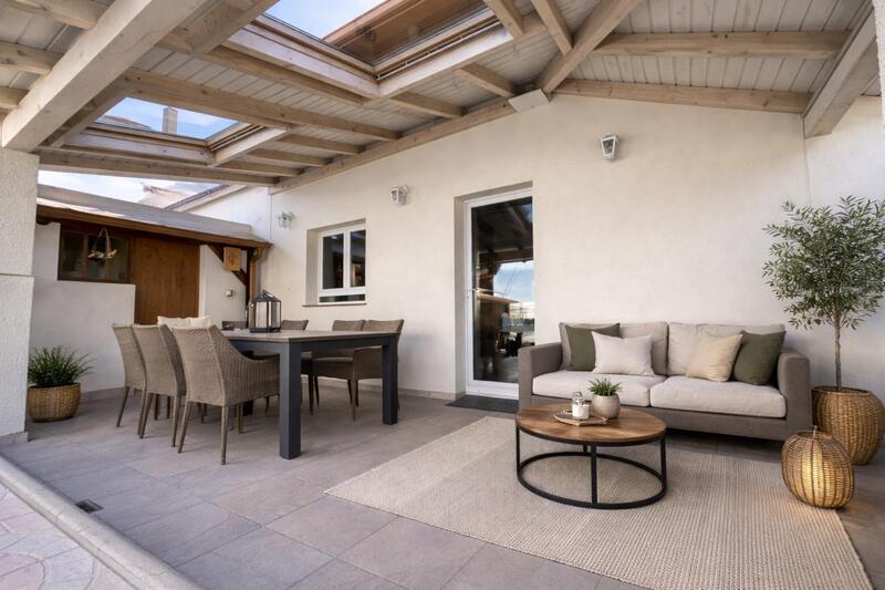 Maison - 224 m² - 6 pièces