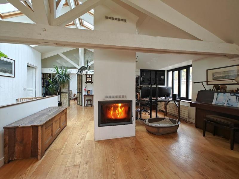 Maison - 200 m² - 6 pièces