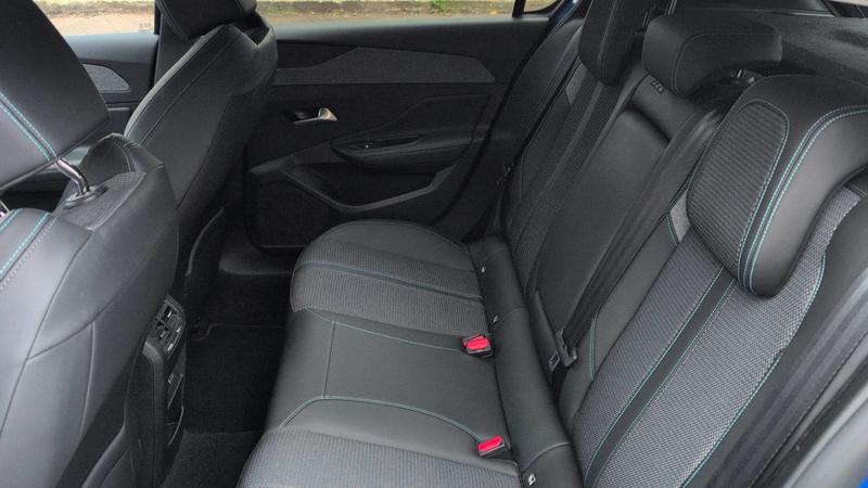 Peugeot 308 II 1.2 Puretech 130 Allure Pack