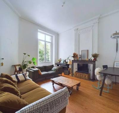 Appartement - 80 m² - 4 pièces