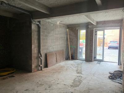 Local commercial - 52 m² - 1 pièce