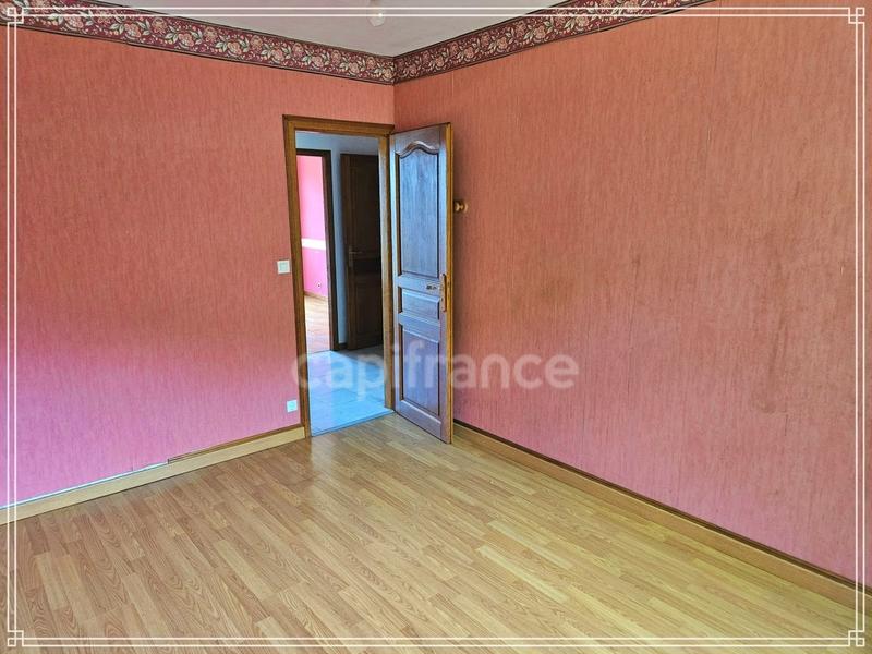 Pavillon - 145 m² - 9 pièces