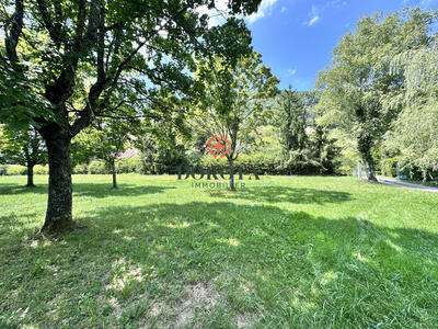 Terrain - 766 m²