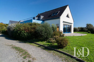 Maison contemporaine - 204 m² - 6 pièces