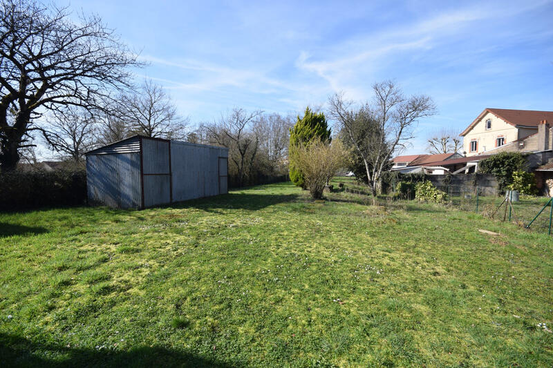 Maison traditionnelle - 105 m² - 8 pièces