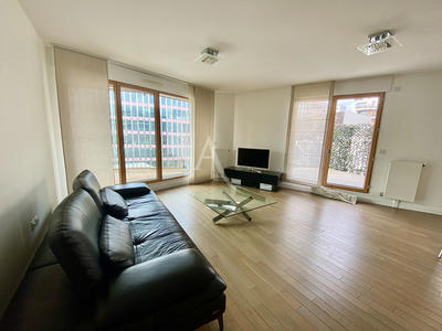 Appartement - 90 m² - 4 pièces