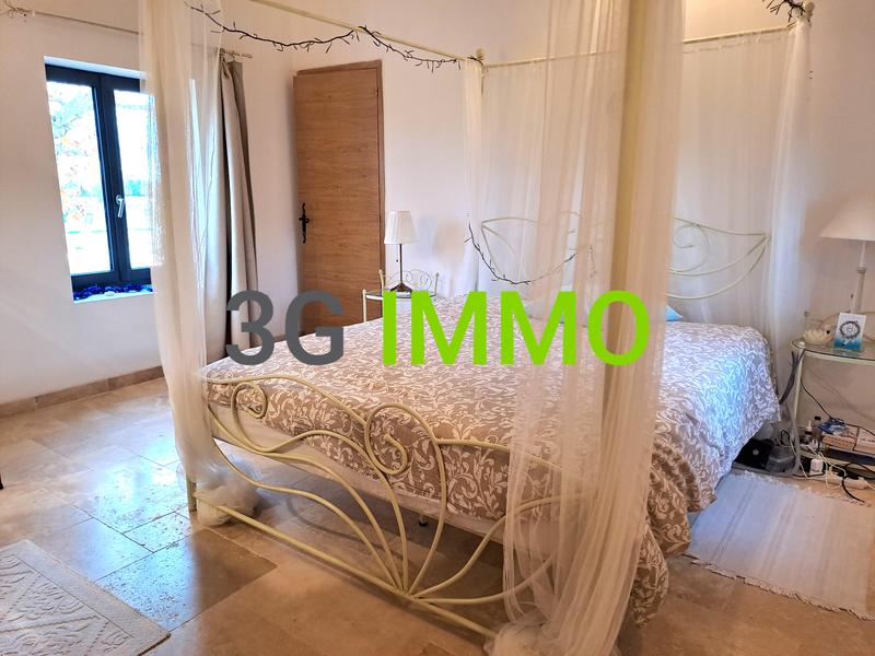 Corps de ferme - 198 m² - 9 pièces