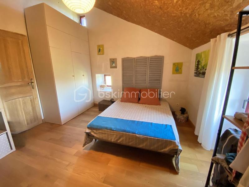 Maison traditionnelle - 147 m² - 5 pièces