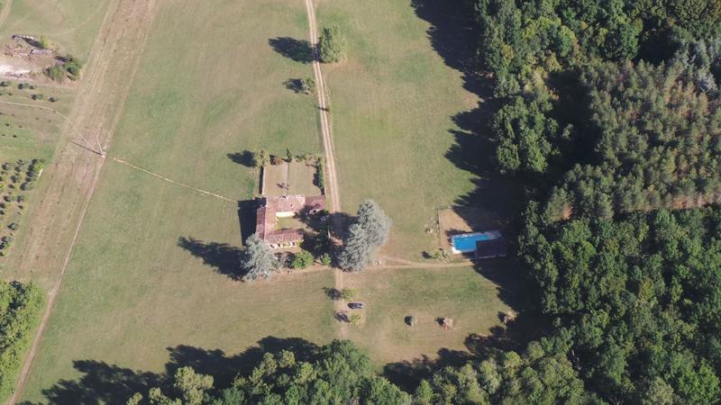 Maison - 286 m² - 9 pièces