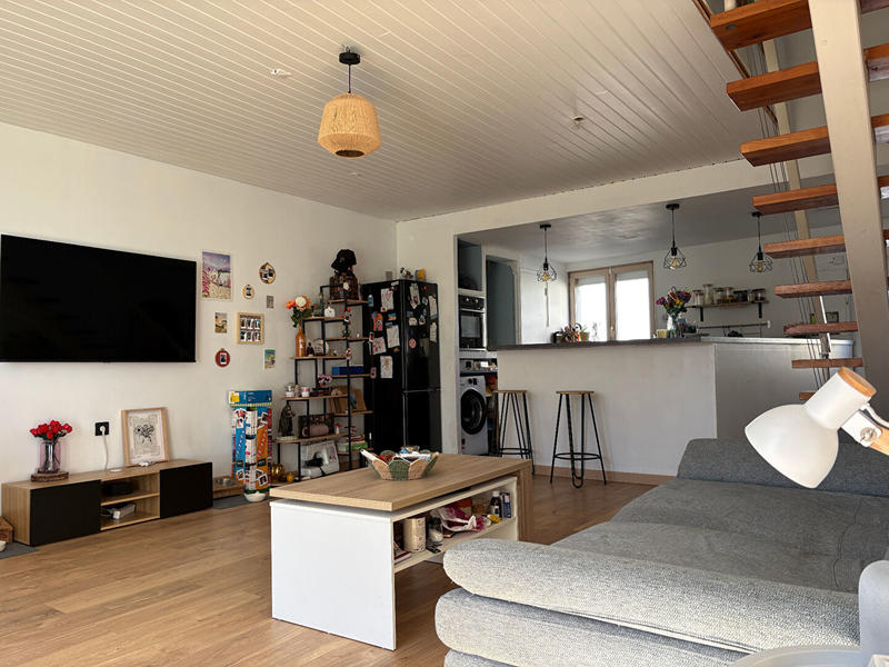 Maison - 93 m² - 4 pièces