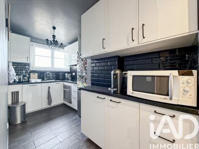 Appartement - 65 m² - 4 pièces