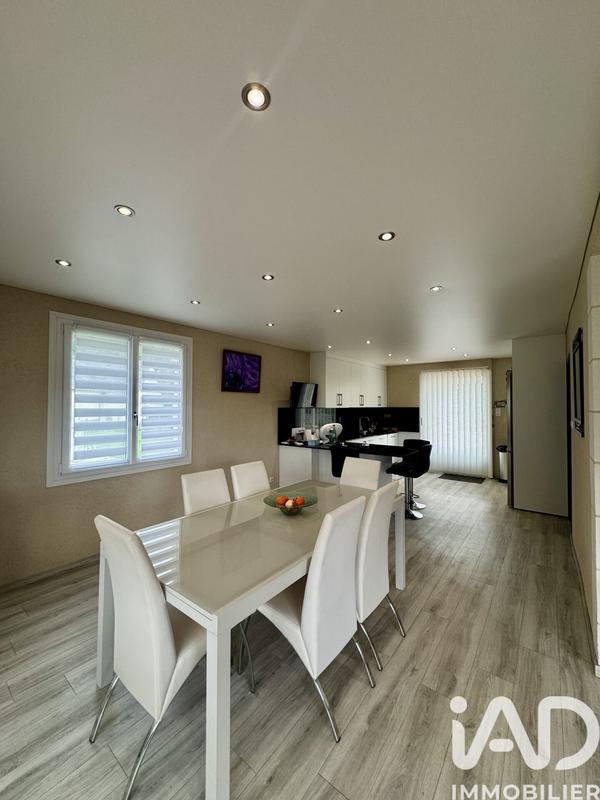 Maison - 167 m² - 8 pièces