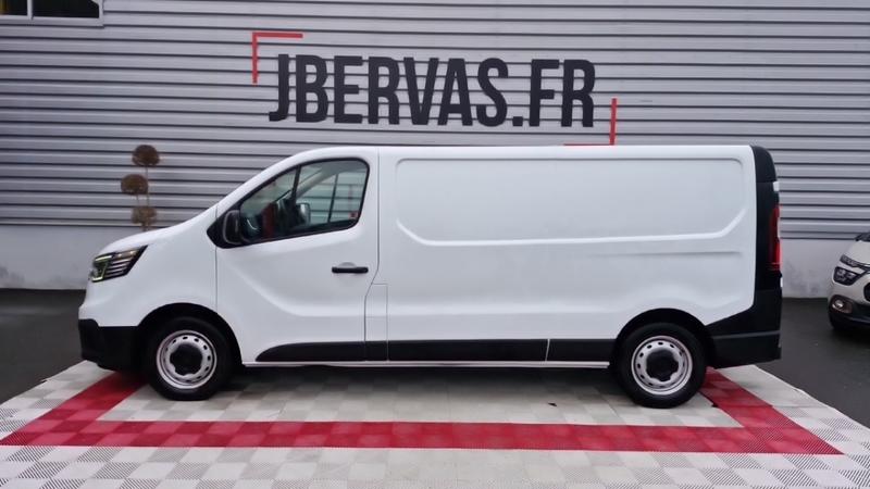 Renault Trafic Fourgon l2h1 3000 kg blue dci 130 grand confort