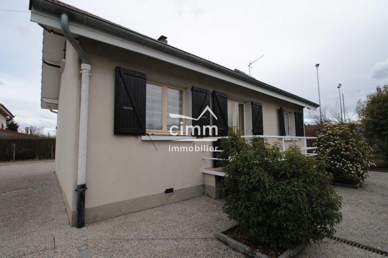 Maison traditionnelle - 64 m² - 5 pièces