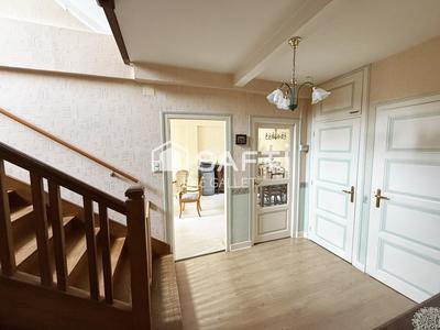 Maison - 146 m² - 6 pièces