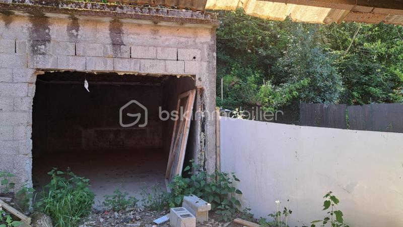 Local commercial - 212 m² - 3 pièces