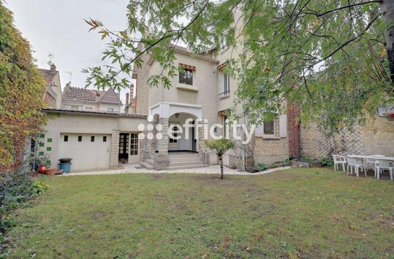 Maison - 153 m² - 7 pièces