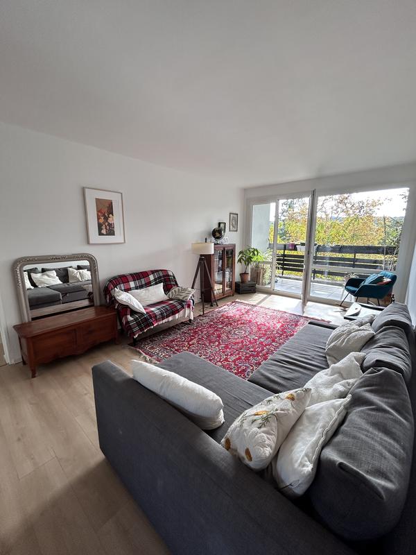 Appartement - 90 m² - 5 pièces