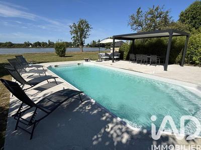 Maison - 156 m² - 5 pièces