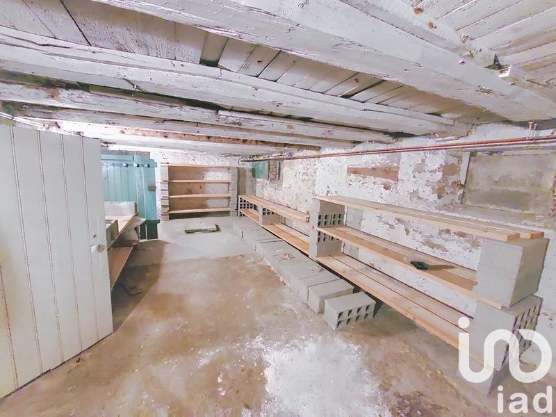 Maison - 204 m² - 7 pièces