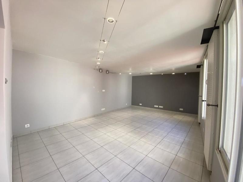 Appartement - 80 m² - 3 pièces