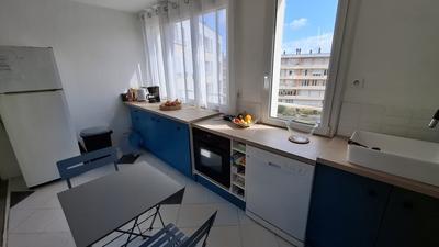 Appartement - 75 m² - 5 pièces