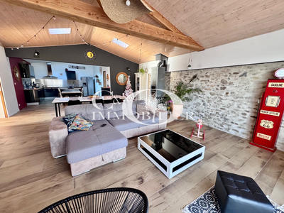 Maison - 161 m² - 5 pièces