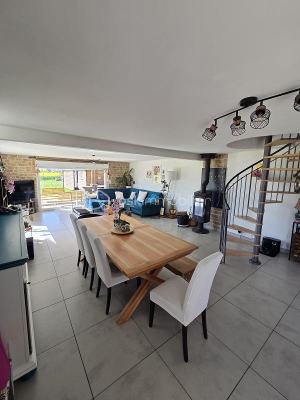 Maison de campagne - 150 m² - 5 pièces