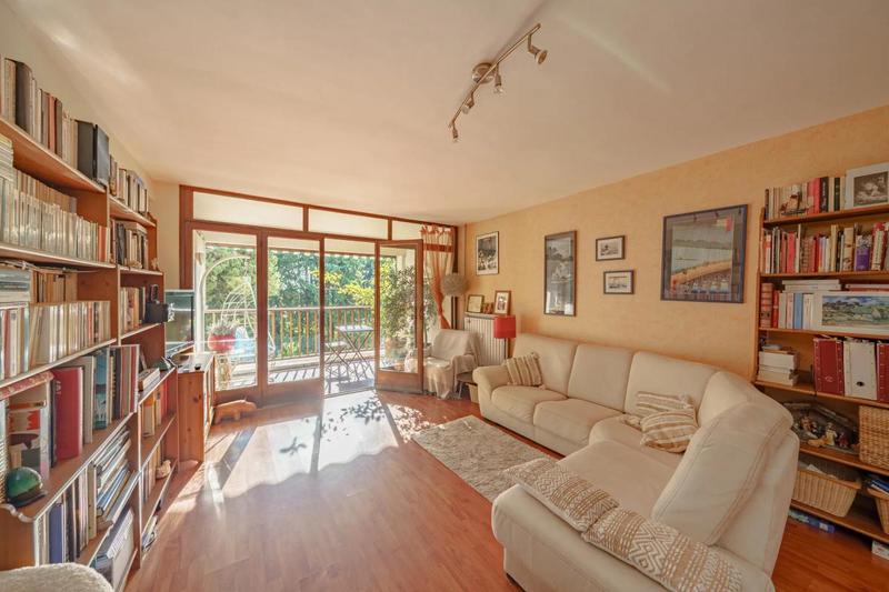 Appartement - 100 m² - 4 pièces