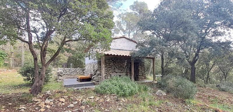 Maison - 300 m² - 5 pièces