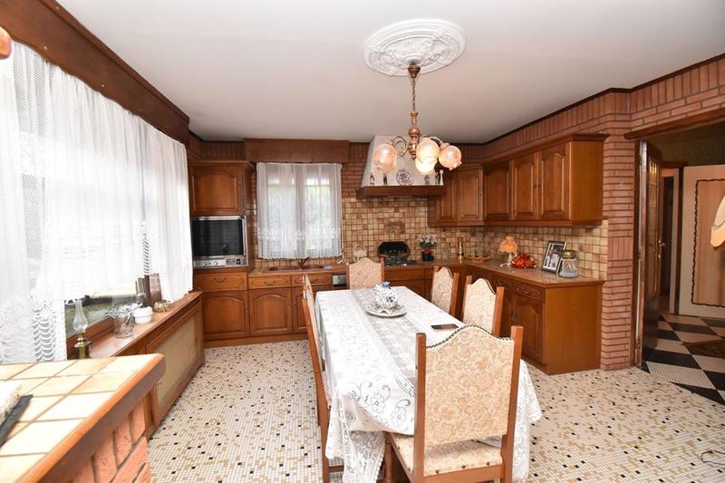 Maison ancienne - 160 m² - 8 pièces