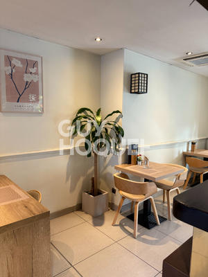 Local d'activités - 70 m²