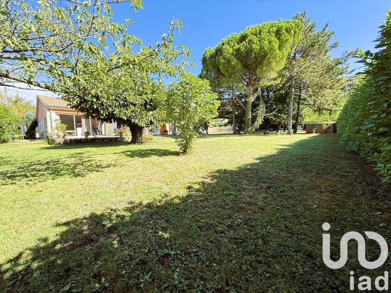 Maison - 176 m² - 9 pièces