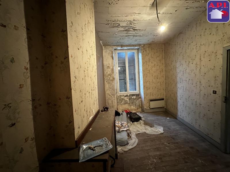 Maison de village - 123 m² - 6 pièces