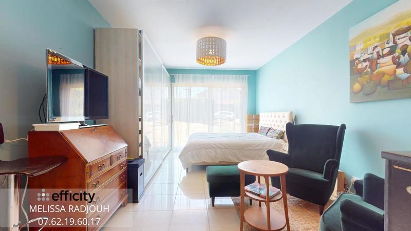 Maison - 167 m² - 6 pièces