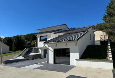 Maison - 186 m² - 7 pièces