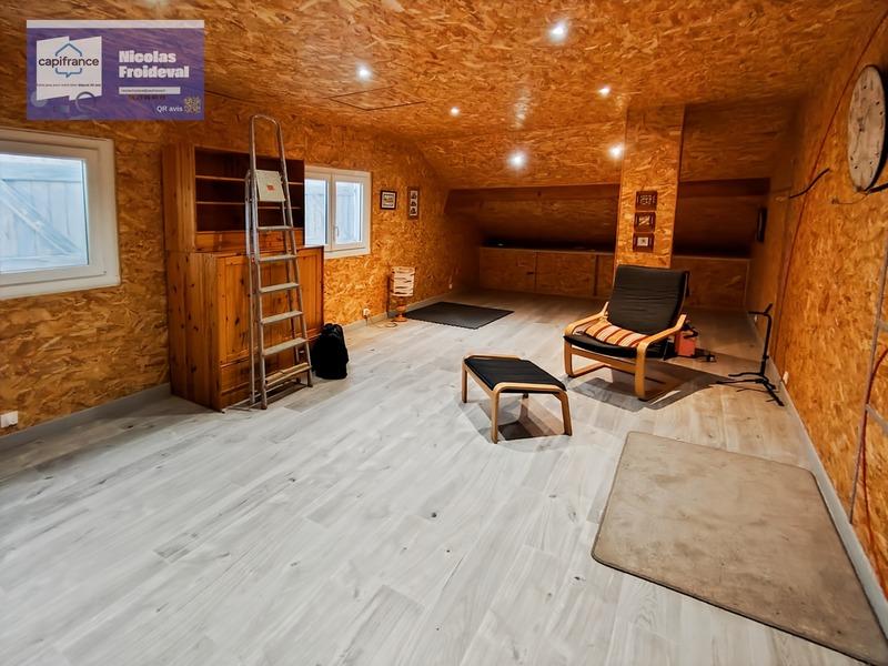 Maison - 176 m² - 7 pièces