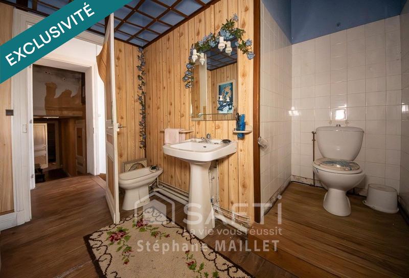 Maison - 190 m² - 9 pièces