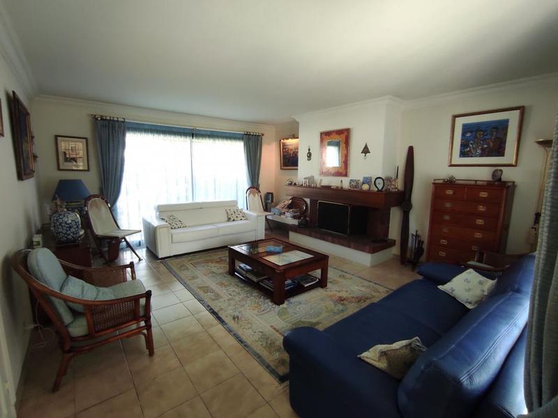 Maison - 161 m² - 6 pièces